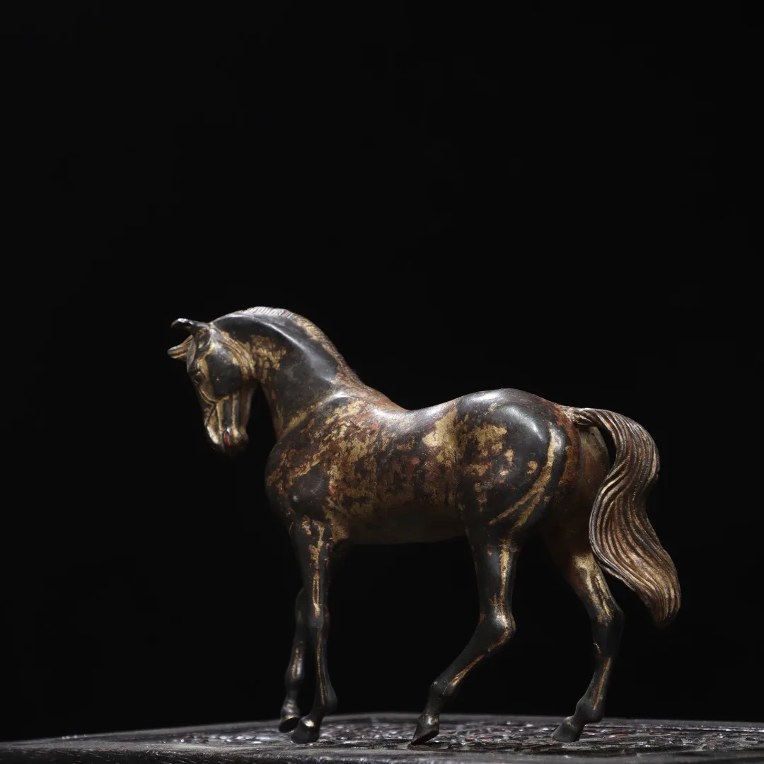 Ming Dynasty  copper horse statue, a vigorous steed