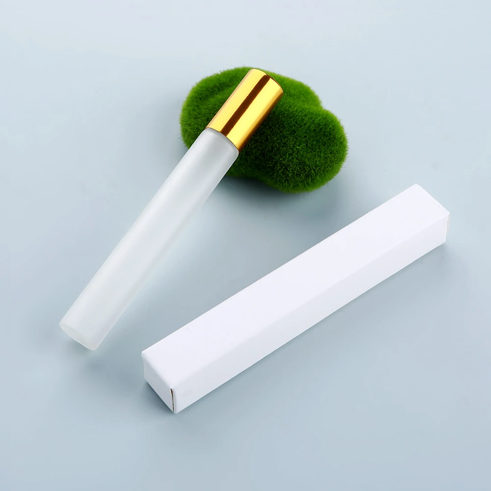 Gold White box