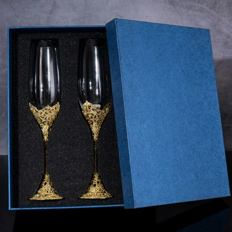 

Wedding Glasses Metal Base With Crystal Stones for Couples Engagement Wedding Crystal Champagne Flute Set House Warming Gift