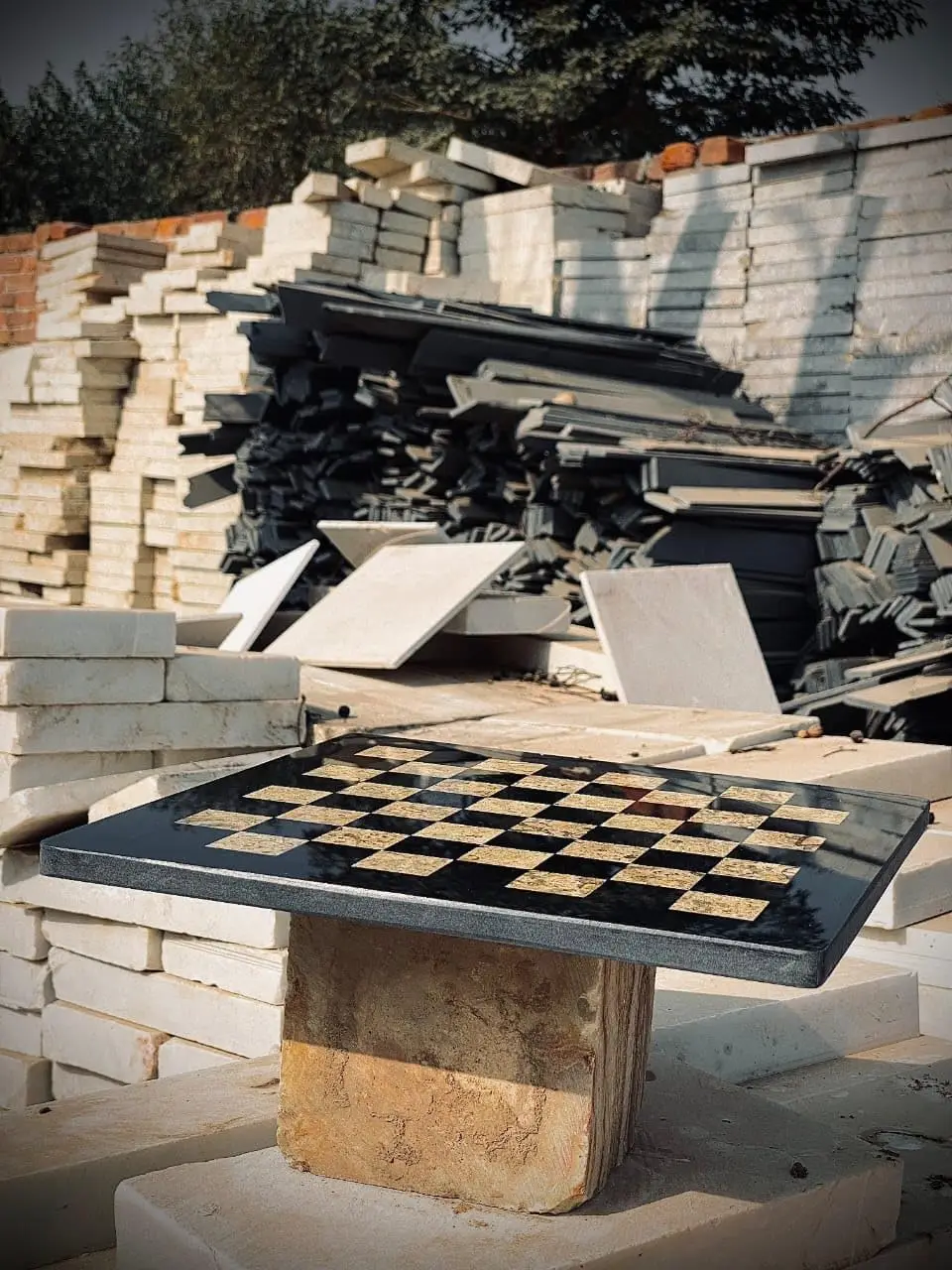 طقم شطرنج رخامي مصنوع يدويًا مقاس 15 بوصة مع صندوق من الجلد الصناعي الأسود - قطع حجرية ممتازة #2