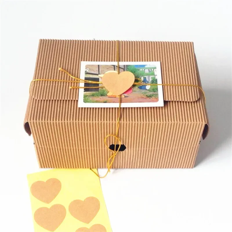 100PCS/Lot  Vintage Romantic Heart design Kraft Paper Seal Sticker for Gift Packing Retro packaging label DIY adhesive