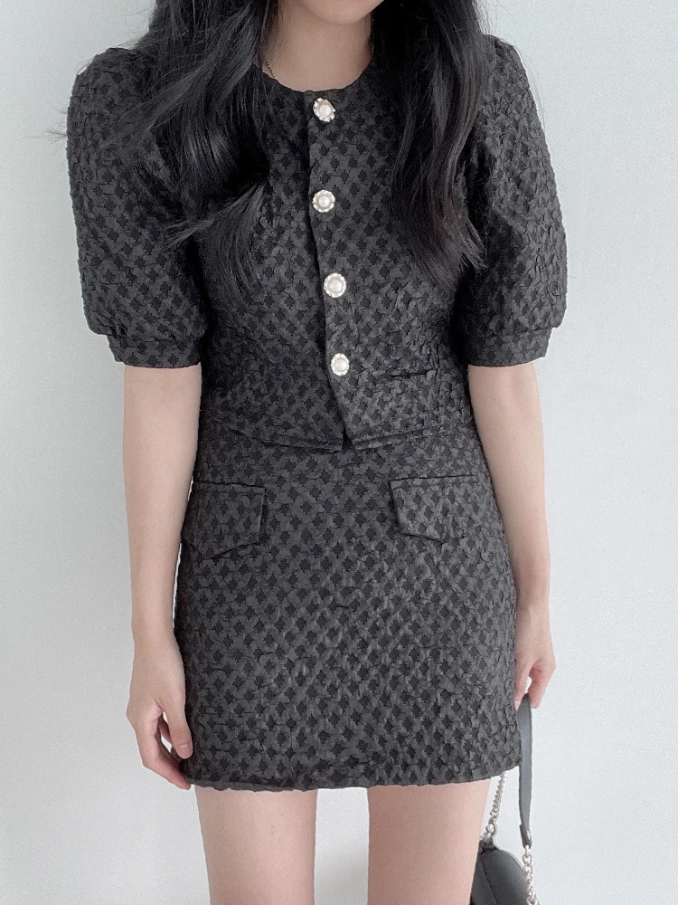 

2025 Overszie Женские платья Футболка Летние комплекты из 2 предметов Женские укороченные топы оверсайз Юбка Элегантные трикотажные костюмы Повседневный спортивный костюм