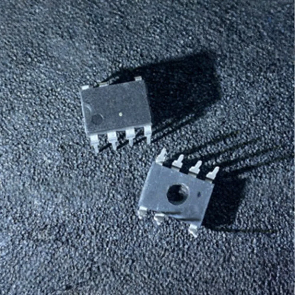 1-10PCS AQV252 AQV252G MIP2K5 AD8561ANZ AD8561AN AD8561 AT17256 AT17256-10PU