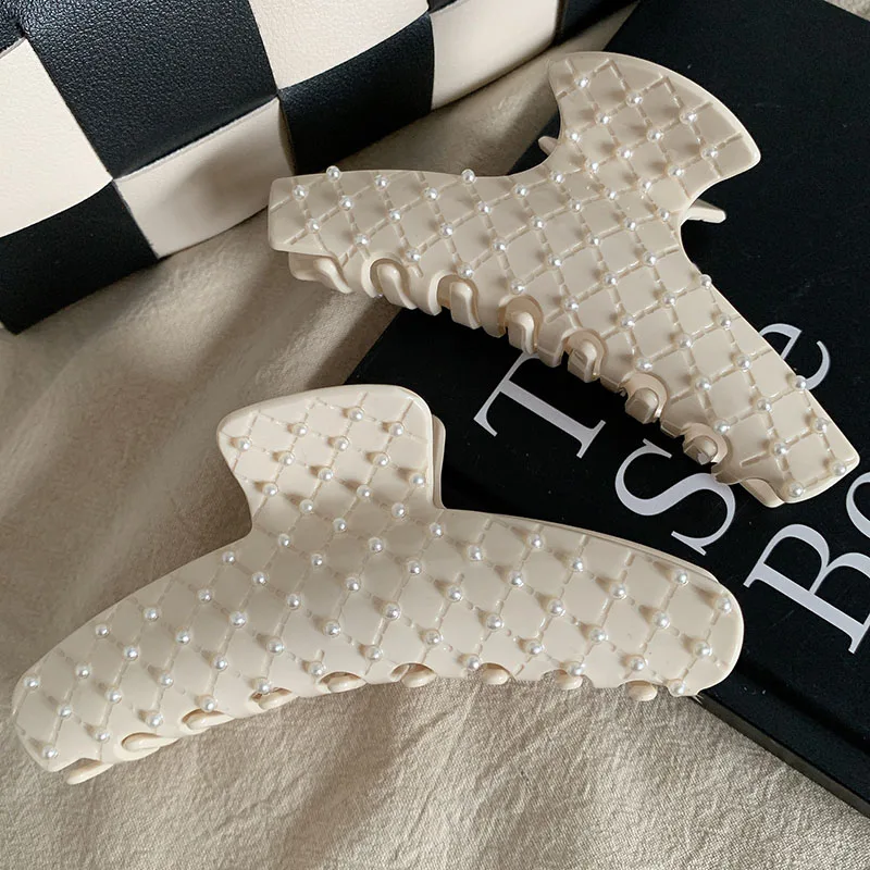 French Elegant Temperament Milk White Fashion Geometry  Check Pearl Grabber Simple Acetic Acid Shark Clip Hair Accessories