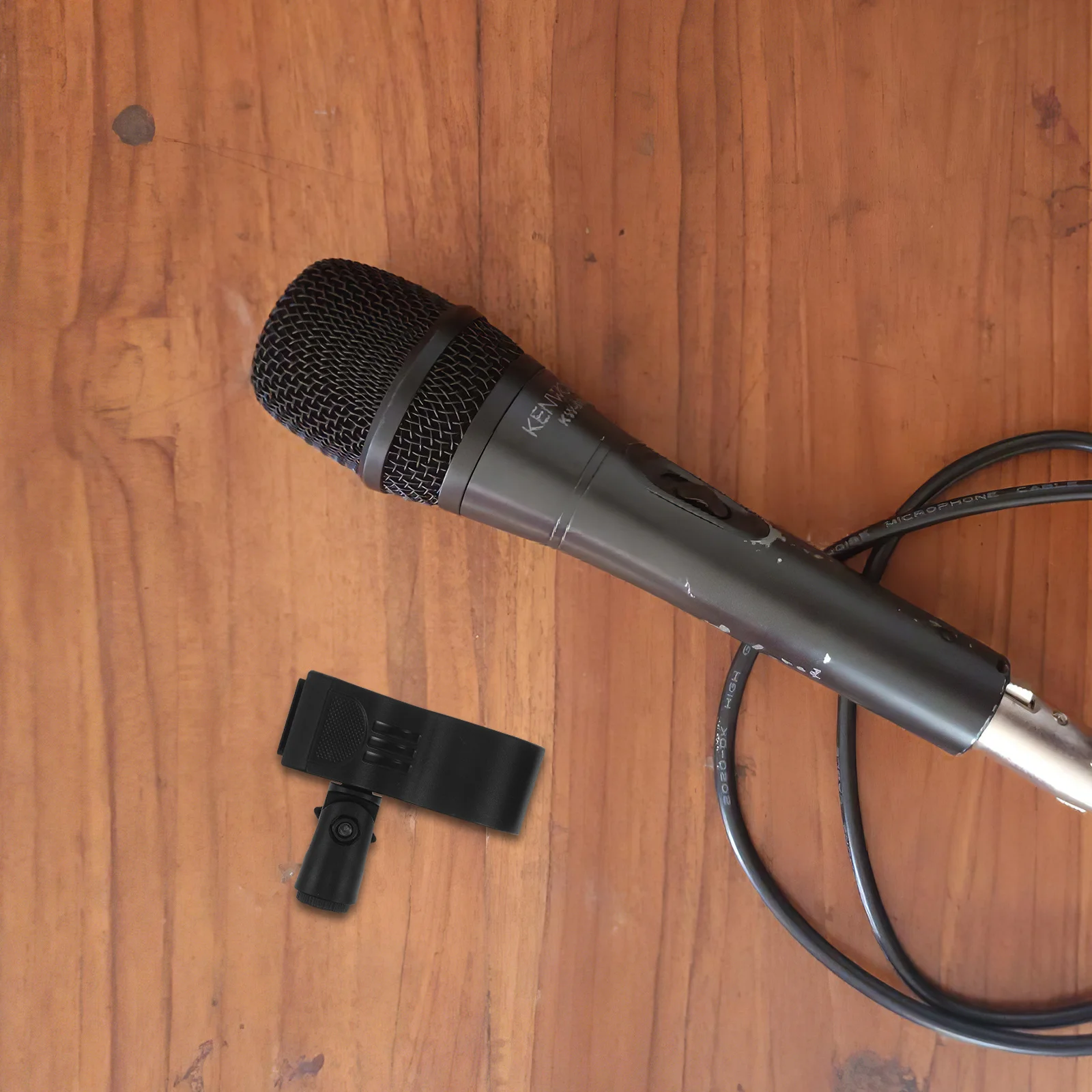 

3pcs Microphone Clip Desktop Holder Adjustable Mic Mount Clamp For Studio Podcast Office 5/8" To 3/8" Adapter Microphone Desk