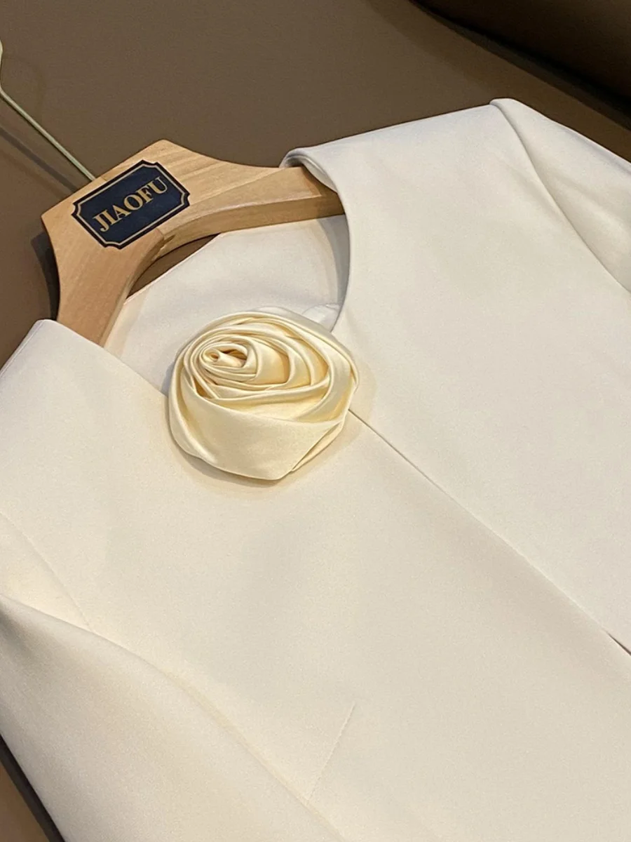 Pendeln Sle ort Dünne Damen Jaet Rose Dekoration Button up Top Layered Oberbekleidung Faionable Busin Lady Mantel