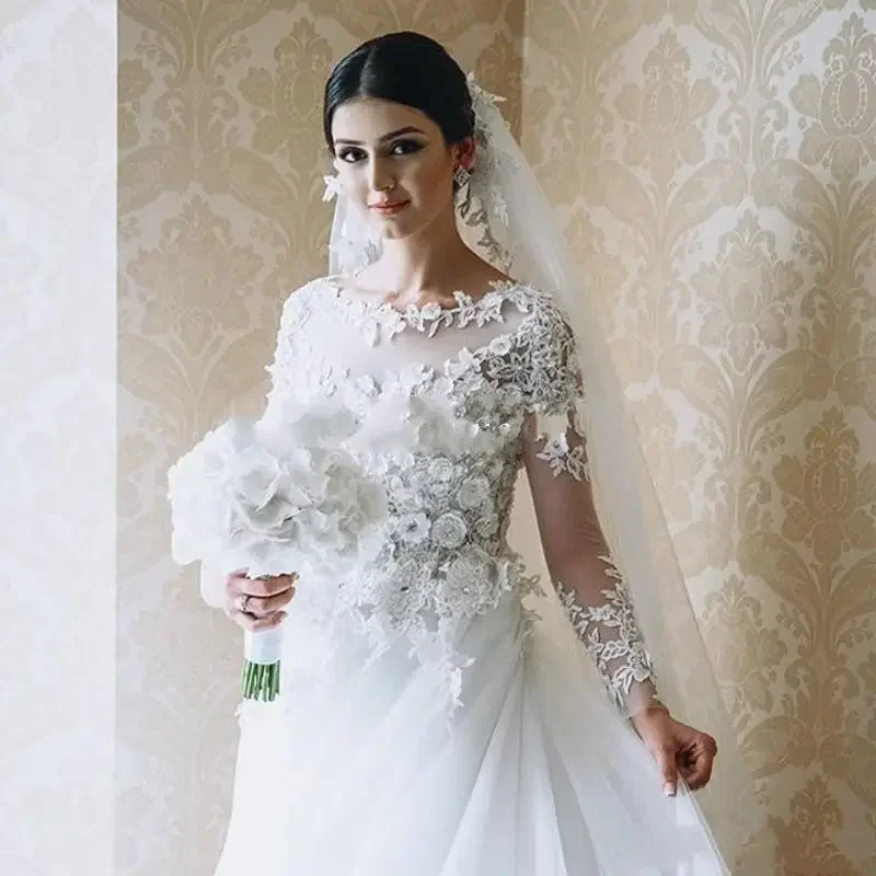

Customized Wedding Dresses Long Sleeves A Line Tulle Bateau Neck Vintage Lace Plus Size Bridal Gowns Bride Robes De Mariée