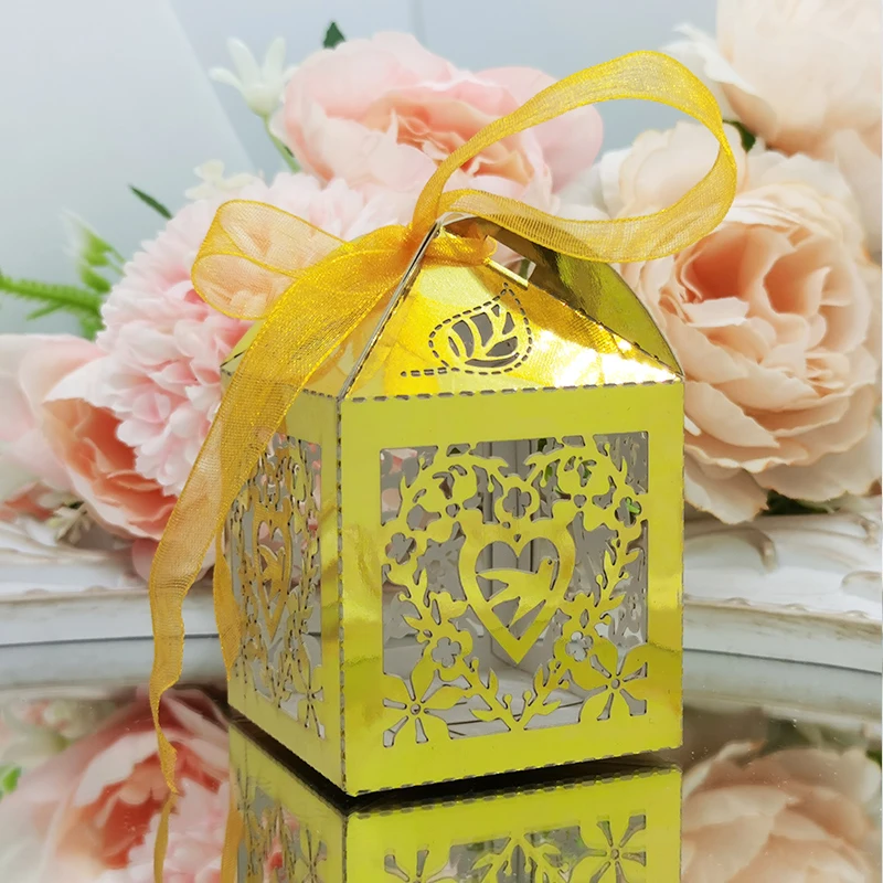 

50pcs Laser Cut Heart Bird Candy Box With Ribbons Packaging Guests Gift Boxes Wedding Wild Birthday Baptism Party Decor Supplies