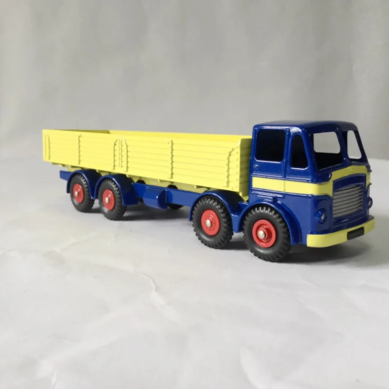 DINKY TOYS Diecast 1:43 Scale LEYLAND Transport Van Truck Alloy Model Finished Simulation Collection Gift Toys Static Display