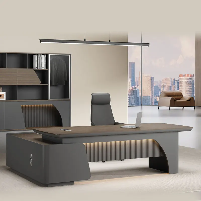 

Boss's Desk Is Simple And Modern, President's Desk Is In Charge, Manager's Desk And Chairs Are Fashionable And Light Luxury.