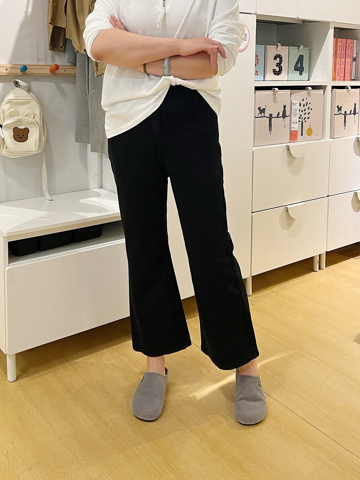 

Джинсы с высокой талией, расклешенные, узкие, черные, с широкими штанинами, больших размеров, женские, из хлопкового стрейч-денима, весенняя коллекция