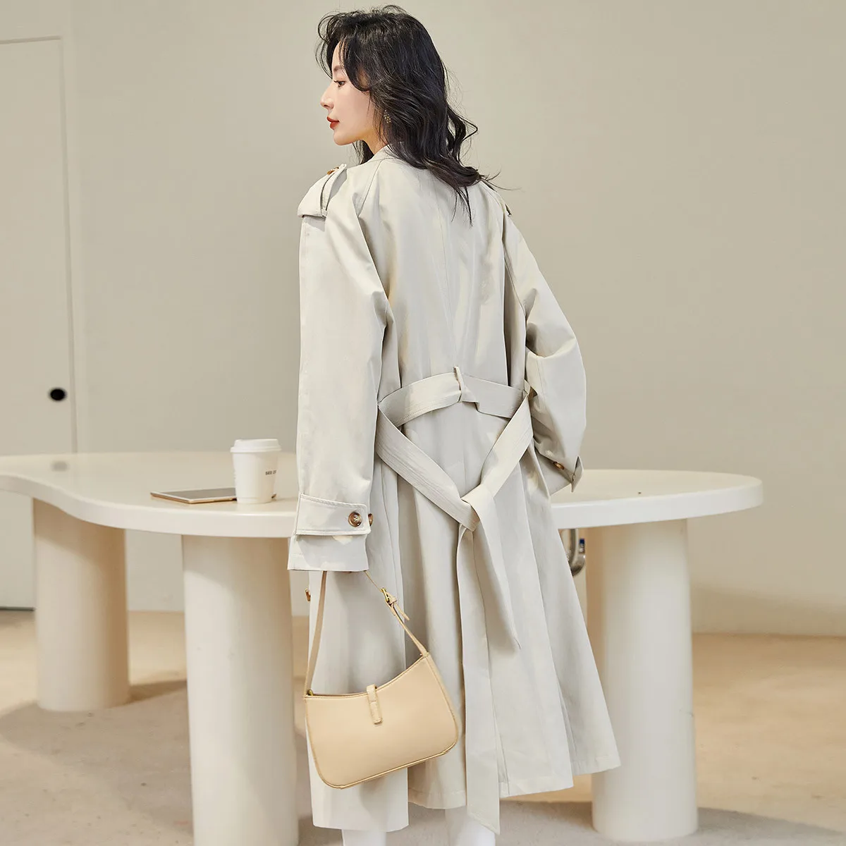 LOUIS YAO New British Style Stand Up Collar Women's Trench 2025 Spring Autumn Windbreaker Raglan Sleeves Women's Long Coat