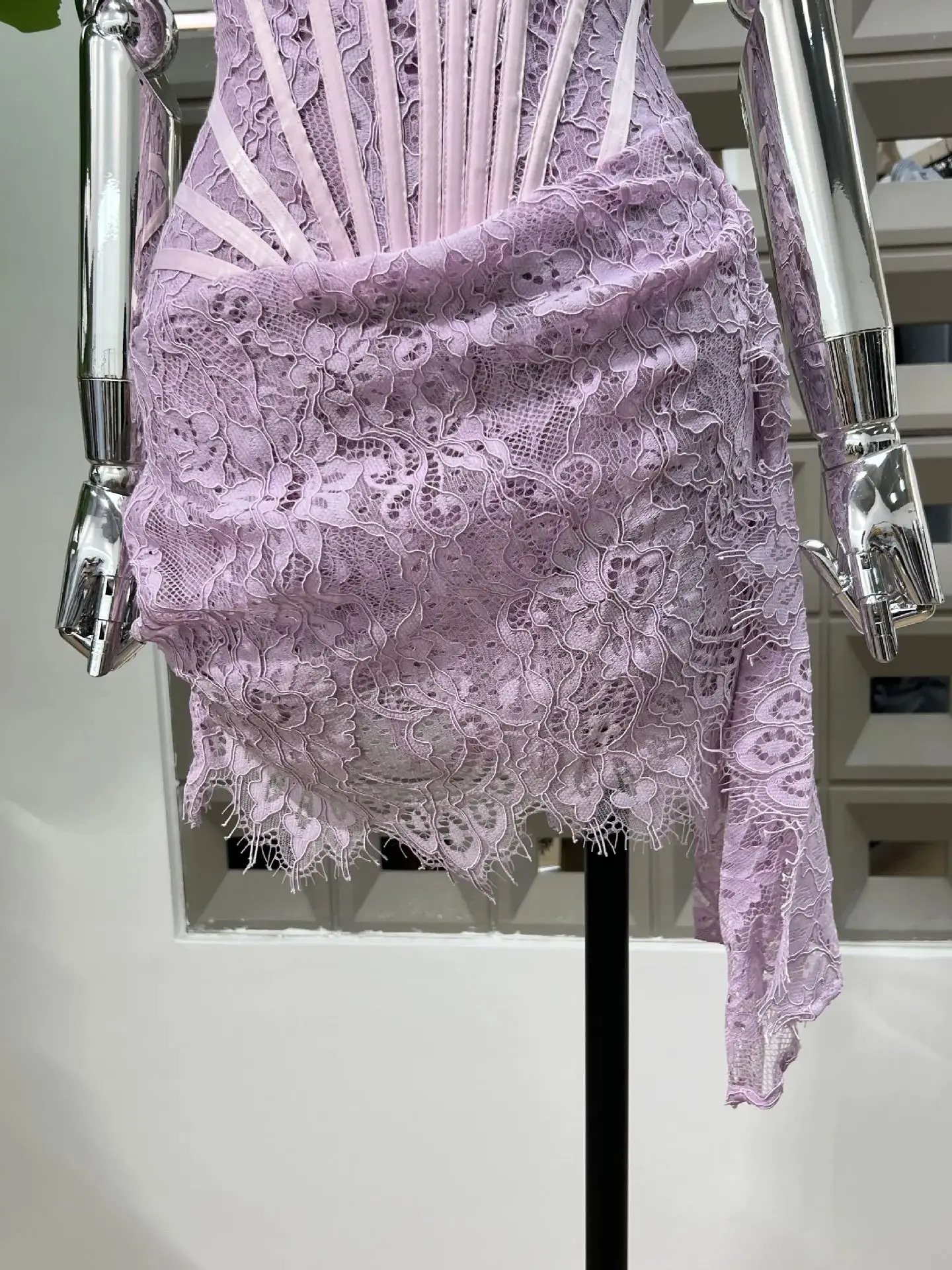 2025 Fashion Summer Party Short Dress Sexy Strapless Lace Black White Designer Backless Birthday Party Cocktail Gowns Dresses