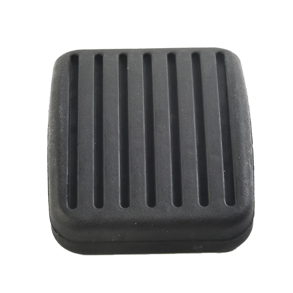 Brake Clutch Pedal Pads Cover For Hyundai Accent 95-05 Elantra 92-13 Getz 02-11 32825-24000 Car Accessories