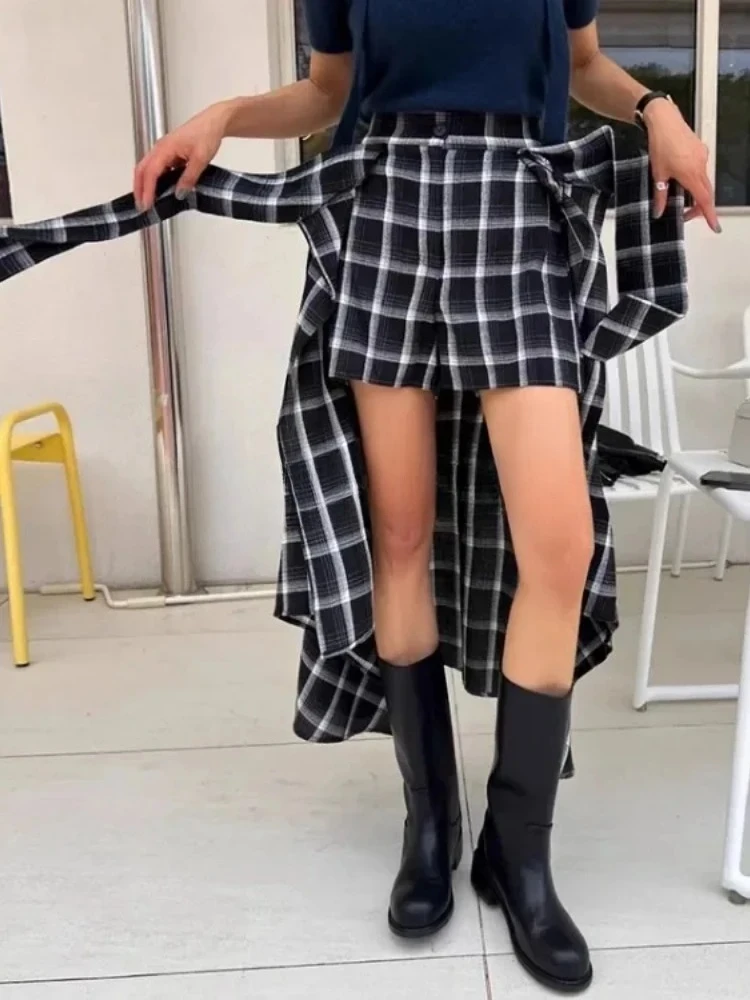 New 2025 Korean Fashion Vintage Black Plaid Skirt Women Y2k High Waist Irregular Retro Skirt Chic Desing Sense All-match Clothes