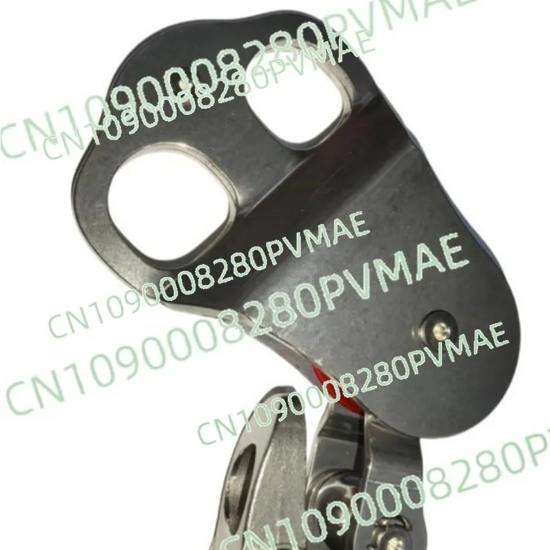 Tree climbing, grasping knots, aerial work, safety rope, self-locking device, rope grabber, pulley, labor-saving