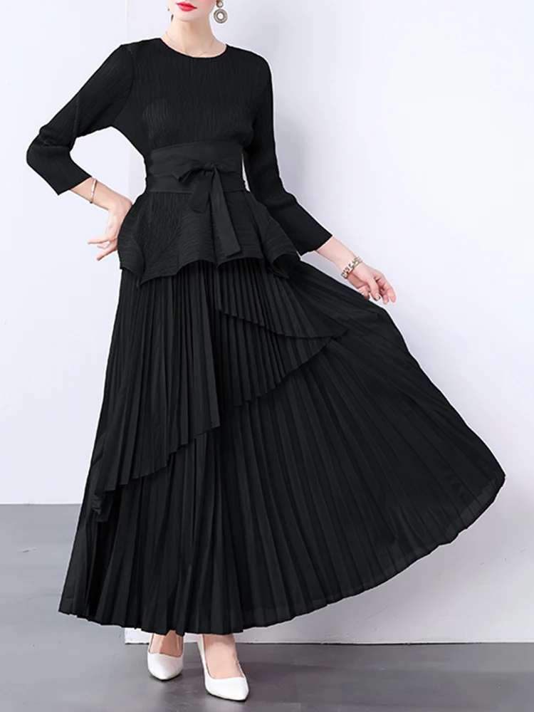 GVUW Pleated Two Piece Sets Women Irregular Hem Round Collar Lace-up Top + A Line Loose Skirt New 2025 Female Set 17G8835