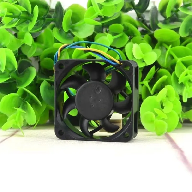 Original DASA0515R2U 12V 0.20A 45 * 45 * 15MM 4.5cm 4-wire PWM temperature control CPU Cooling fan 4