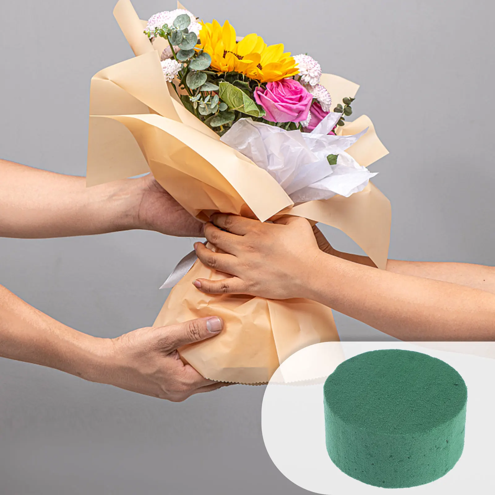 

8Pcs Round Flower Arrangement Foam Blocks DIY Floral Mud Base for Prom Ball Decor Flower Arranging Supplies Floral Foams