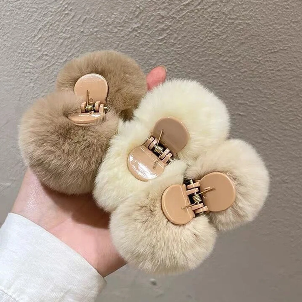 Double Sided Fur Ball Small Hair Clip Fluffy Grab Imitation Rabbit Fur Hair Claw Ponytail Clip Hair Accessories Крабик Для Волос