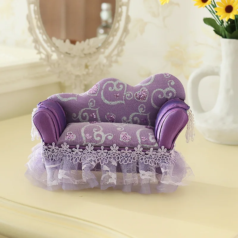 Design jewelry box to receive a box of large capacity web celebrity with mini european-style furniture purple heart flower bud