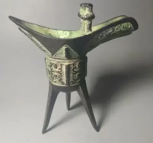 אוסף ברונזה עתיק המלחמה מדינות מלחמה תקופת שושלת האן כוסות חצובה