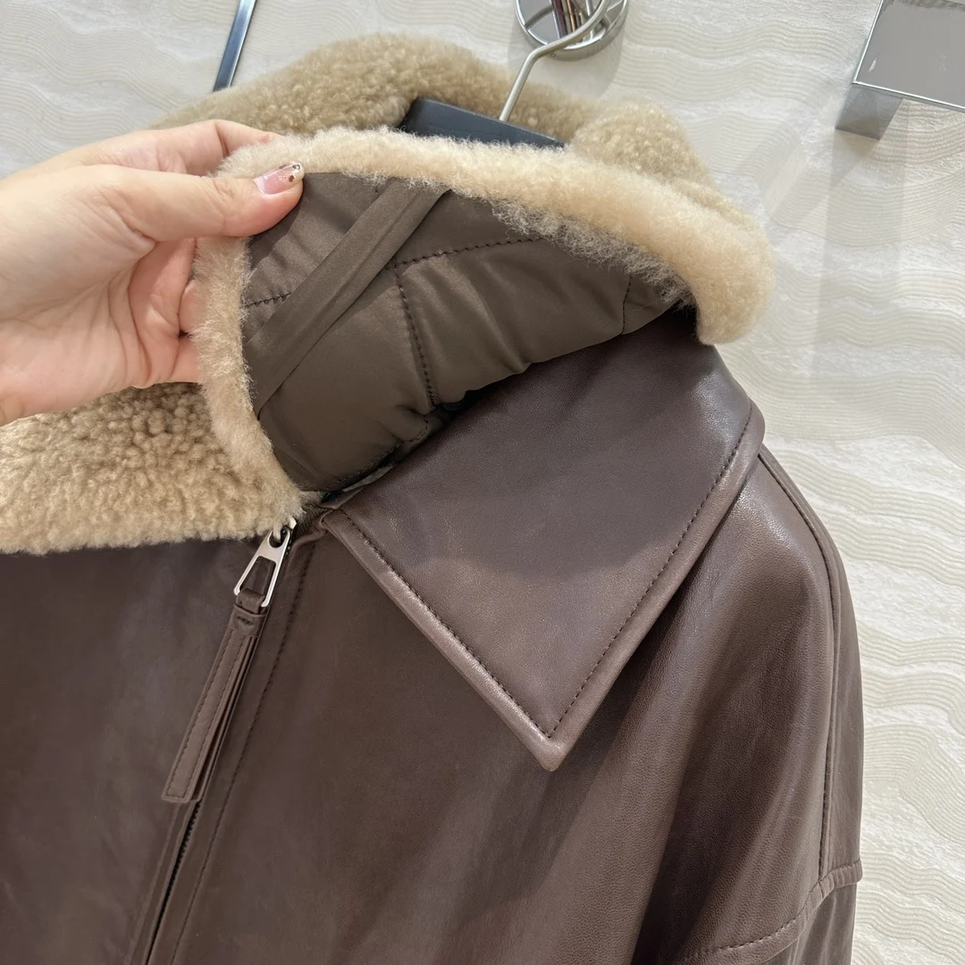 2024 Winter New Women's Clothing Classic detachable lambskin collar sheepskin cotton jacket 1112