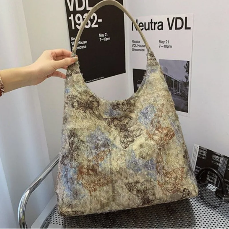 KK  2024 New Butterfly Printed Women's Shoulder With Large Capacity Trendy Tote Bag, Fashionable Mother And Child Bag