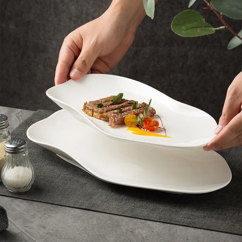 

Creative Japanese Dish Irregular and Irregular Shaped Long Fish Dish High Grade Sushi Dish Hotel Long Plate Ceramic Tableware