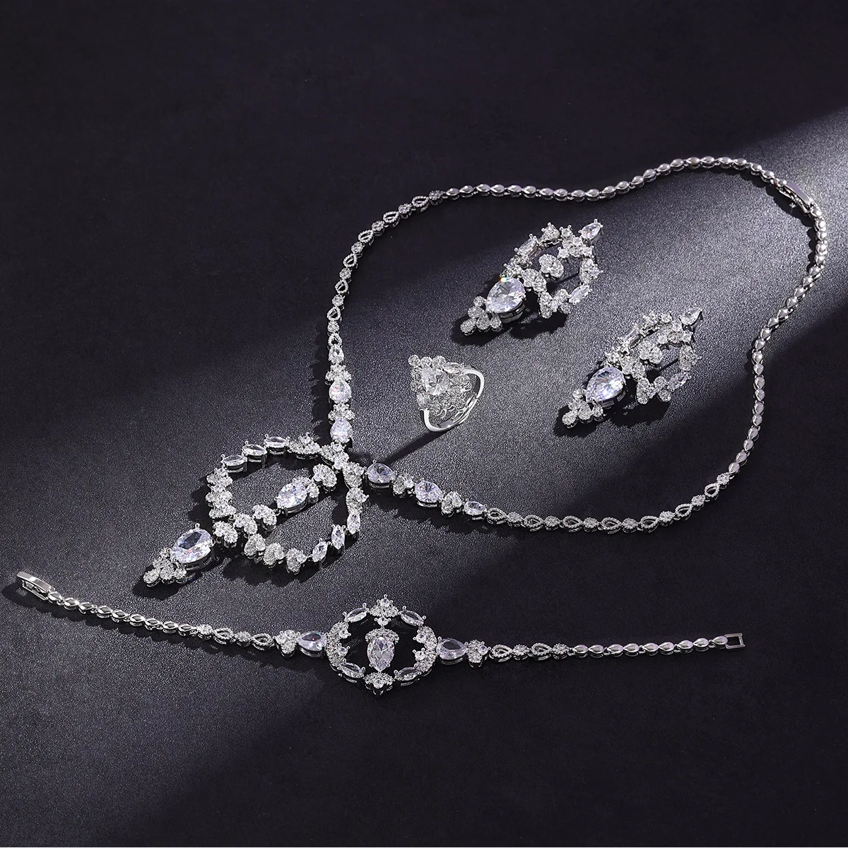 Women Luxury Full Paved Zircon Jewelry Set Teardrop Clear Gem Necklace Bracelet Earring Ring Wedding Banquet Christmas Gift