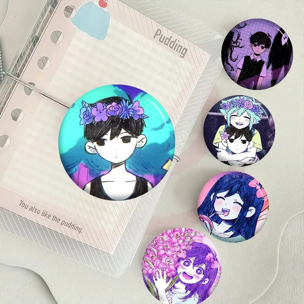 GAME Aubrey Omori Cartoon-Broschen, Anime-Abzeichen, runde handgefertigte Brosche, Anstecknadeln, Schmuck für Rucksack, Kleidung, Geschenke