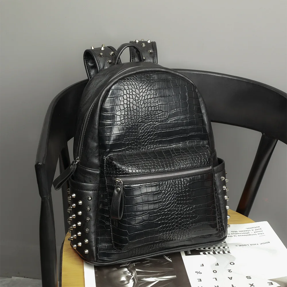 Korean version crocodile pattern rivet backpack trendy backpack computer bag student School Bag men's and women's bag ita bag