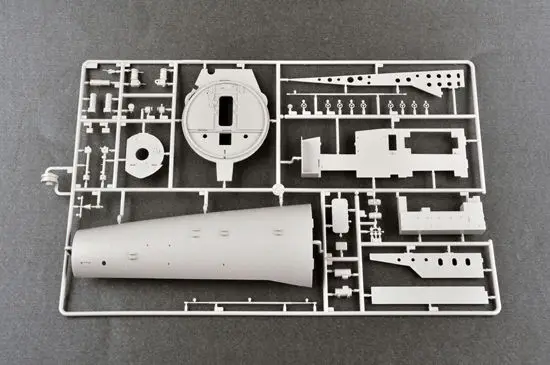 Trumpeter Modello di nave da guerra statica 06801 1/48 Barca tedesca DKM U VIIC U-552 Kit ad alto dettaglio Appassionati di modelli TH06819-SMT7