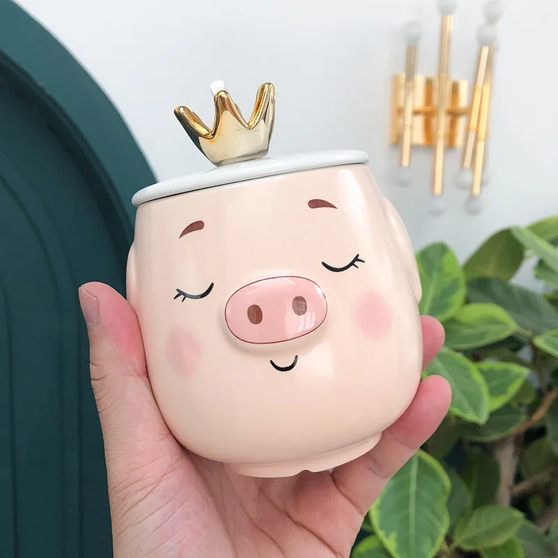 Cute Crown Piggy Pattern Coffee Ceramic Cup with Wooden Lid and Stainless Steel Spoon Cartoon Mug Student Drinking Festival Gift