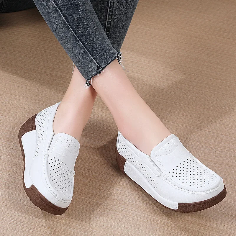 Hot Sale Women Flats Comfortable Loafers Shoes Woman Breathable Leather Sneakers Women Fashion White Soft Casual Shoes Female