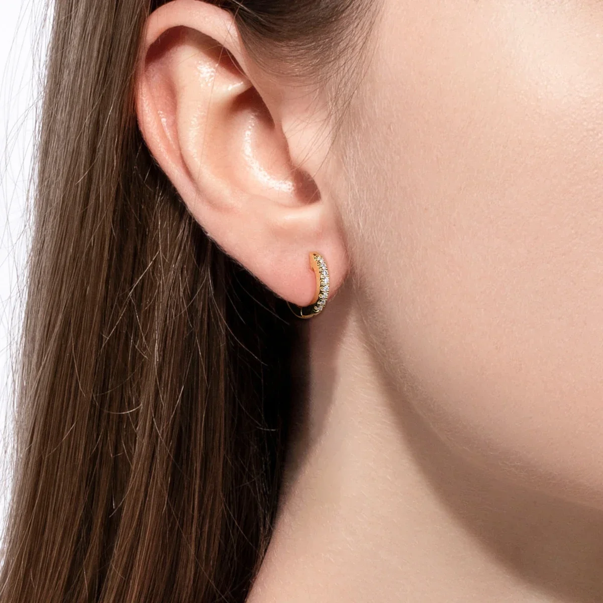 FCGJHW 1.5mm D Color Moissanite Huggie Hoop Earrings With Certificate Yellow Gold Plated Huggie Earring For Women Gifts 2026