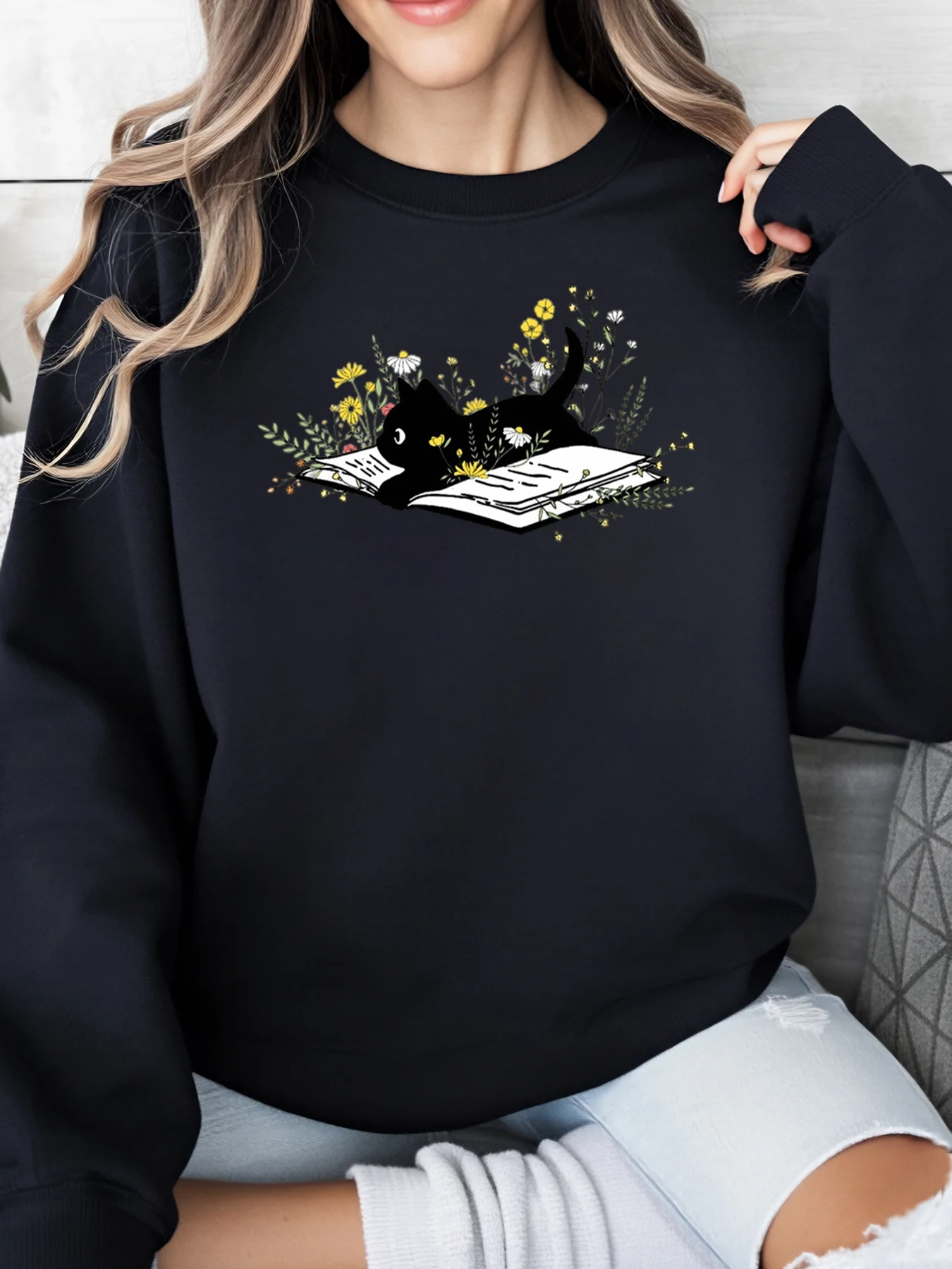 

Толстовка с круглым вырезом на Хэллоуин и книгой для чтения кошек, женская повседневная осенне-зимняя толстовка больших размеров