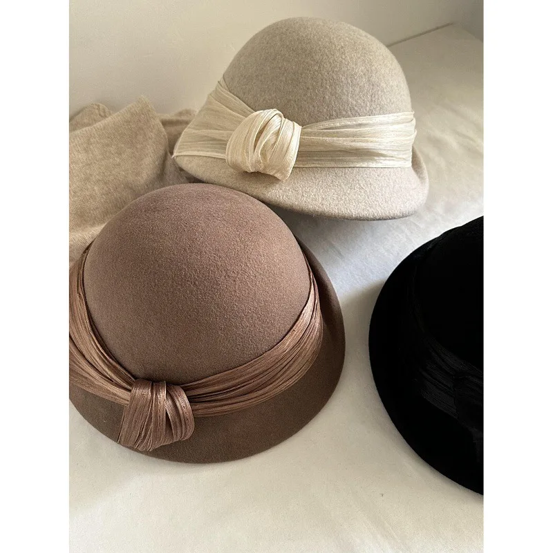 UMI MAO Hand-pleated Silk-linen Shaped Beret Wool Felt Hat For Women Autumn Winter Flight Attendant Hat Stylish Brown Color Cap