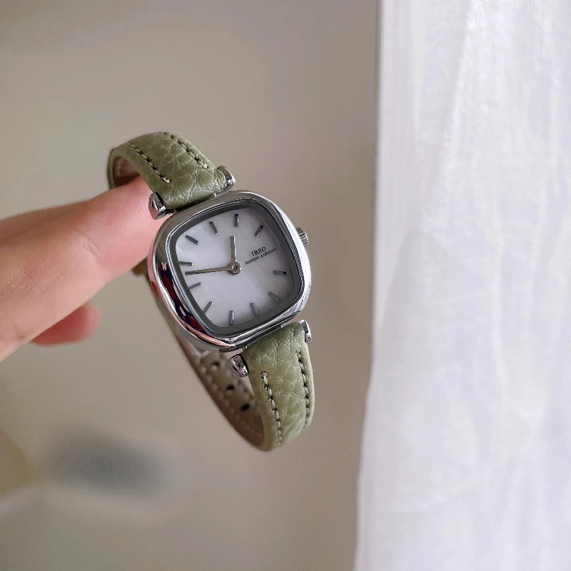 Classic Trend Ladies Watch Elegant Simple Waterproof 2025 Quartz Watch Birthday Gift