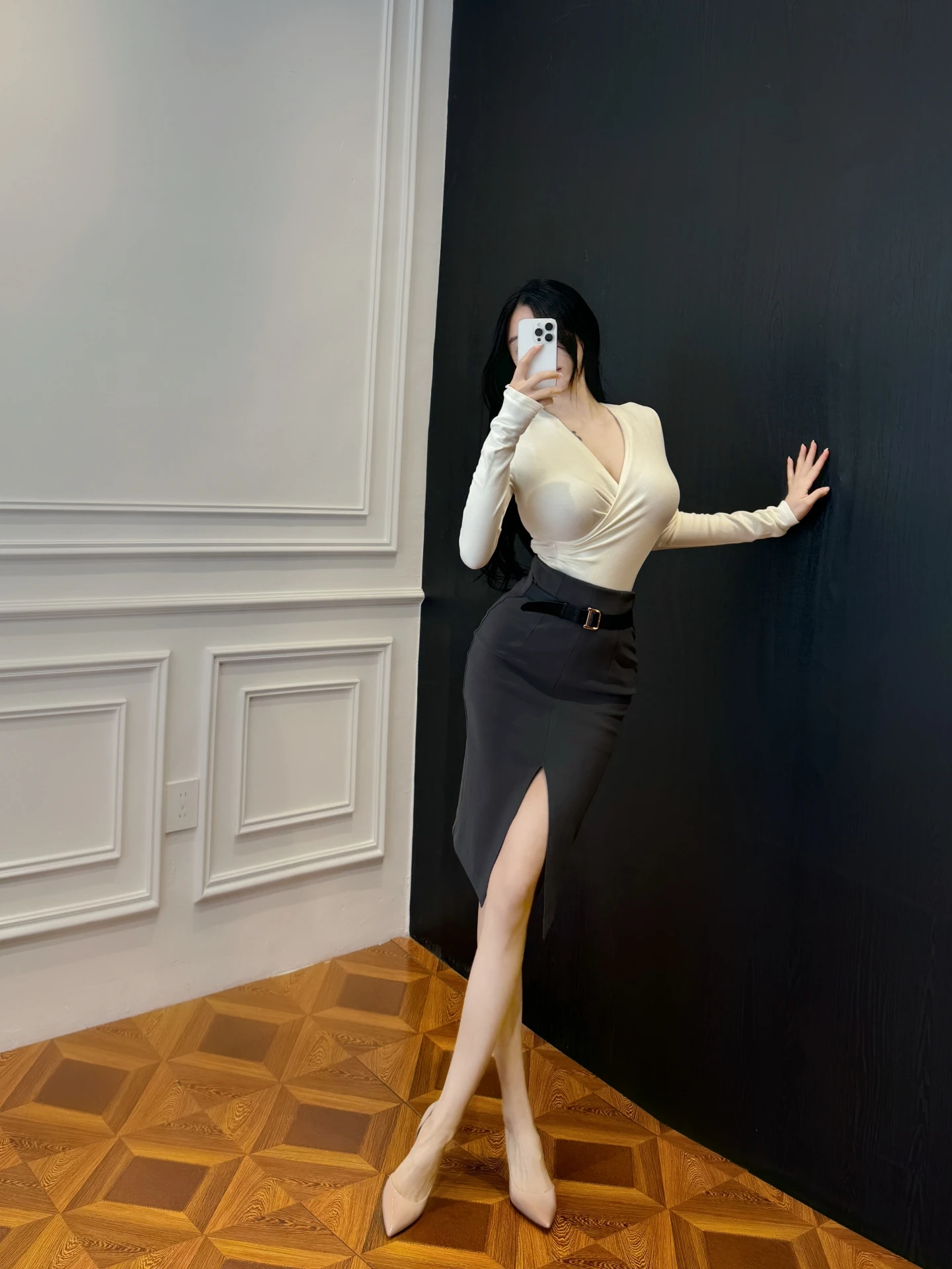 

Футболка Ele Fce Long Sve на подкладке с большим V Ne Cross Design Эластичный удобный женский топ на осень-зиму