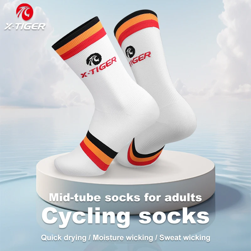 X-TIGER Professional Cycling Socks Sweatproof, Breathable and Comfortable Sports Cycling Socks Racing Cycling Compression Socks