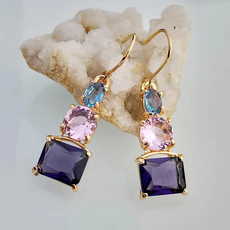 Huitan Blue/Pink/Purple CZ Dangle Earrings for Women New 2023 Colorful Earrings Wedding Party Temperament Lady\'s Ear Jewelry