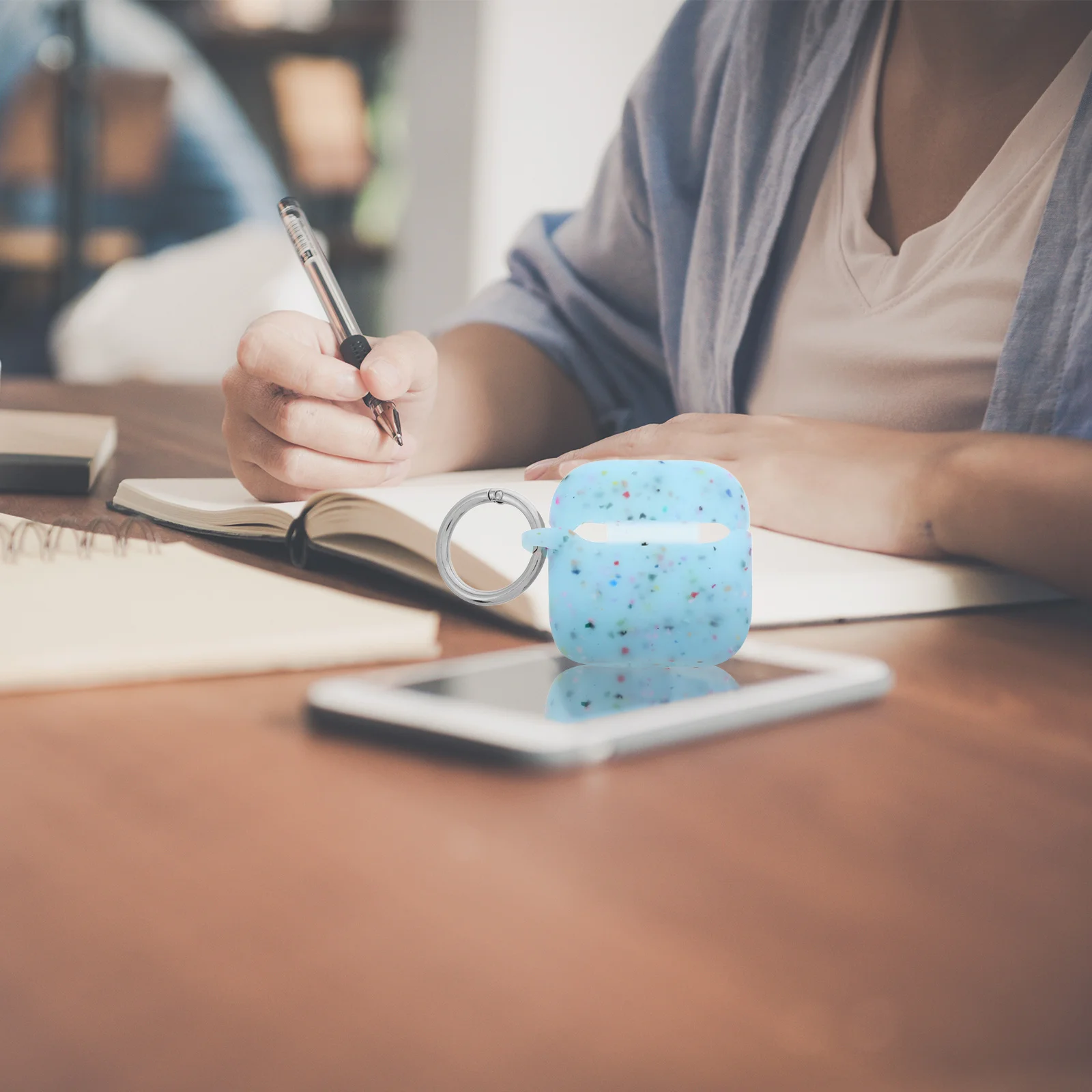 

Luminous Silicone Earphone Case Protective Cover Small Earbuds Bag Keyring Spring Clip Convenient Night Use Earphone Cover