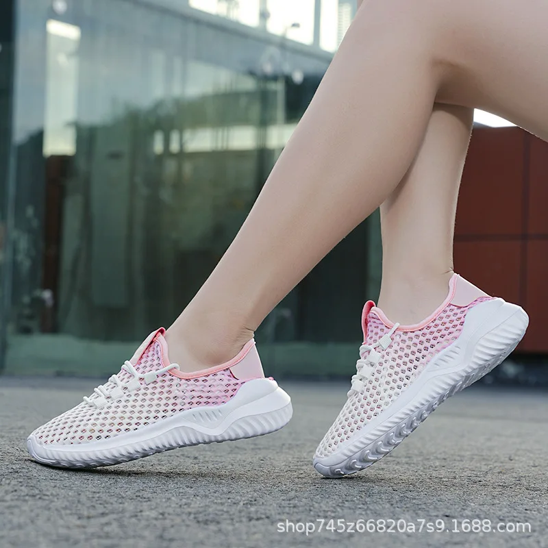 2023 New Breathable Mesh Walking Shoes For Women Soft Soled Running Shoes For Sports Dancing Running Aerobics Sneakers Women