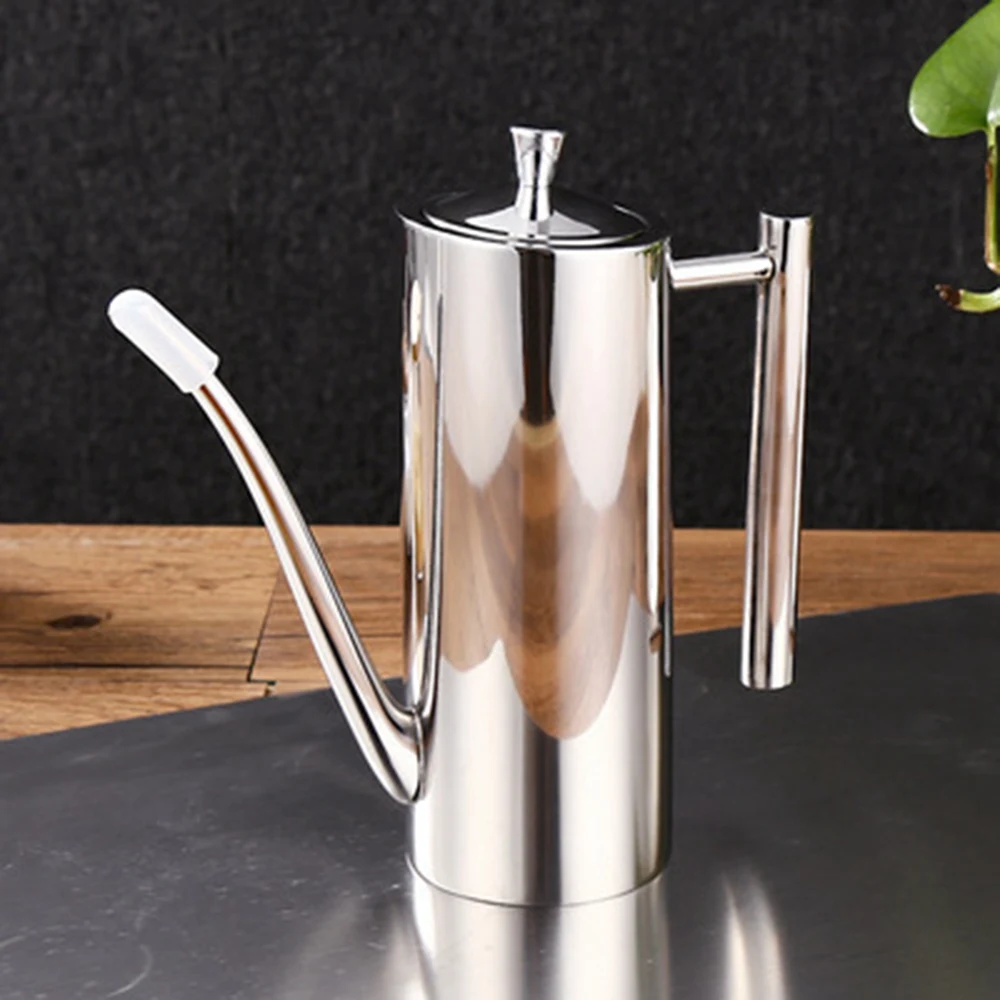 700Ml Stainless Steel Olive Oil Bottle Vinegar Dispenser Sauce Vinegar Batcher Can Pots Oil Container