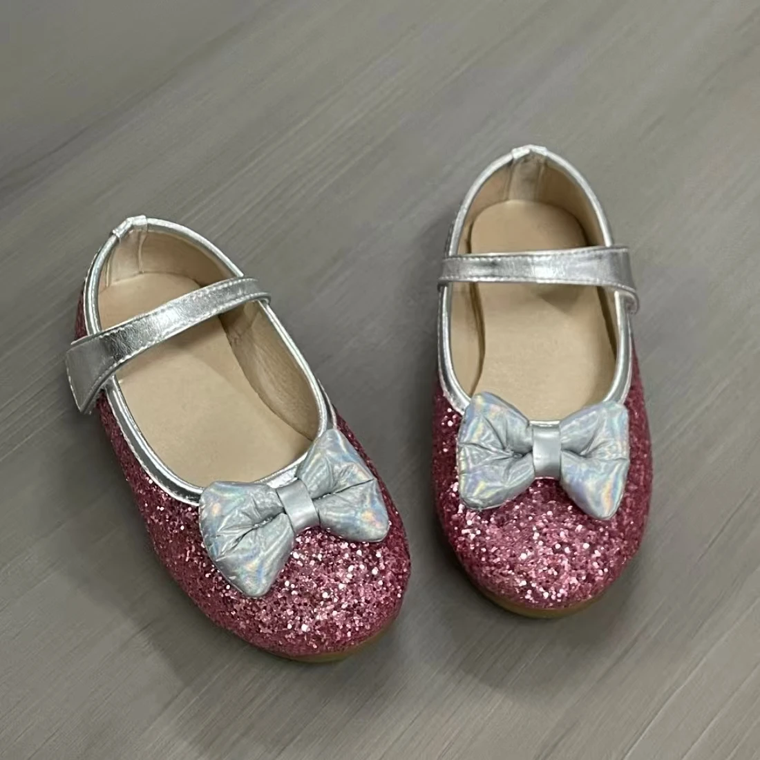 Xingliupi New Arrival Girl Charming Princess Shoes for Babies Leather Shape Flat Performance Footwear Popular Bow Shape Trend