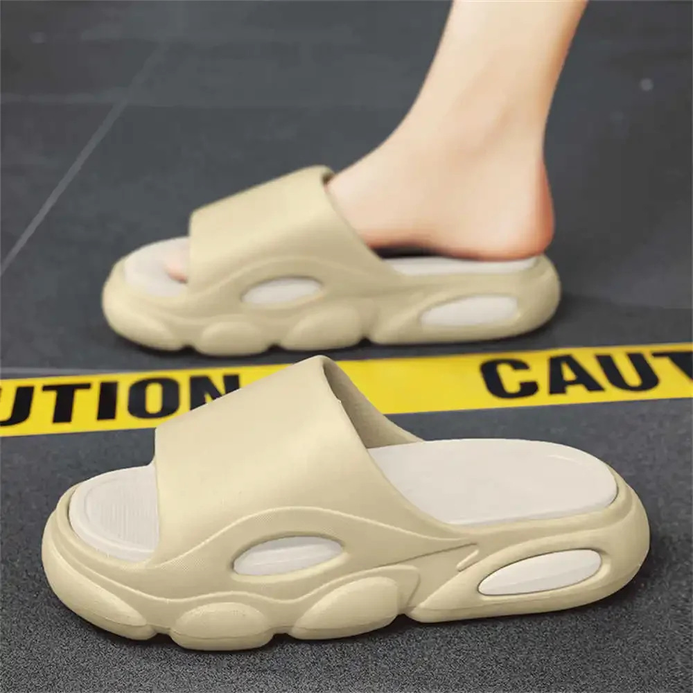 Beach Bath Without Heel Purple Slippers 46 Size Men's Shoes Mens Designer Sandals Sneakers Sports From China Resale Runner