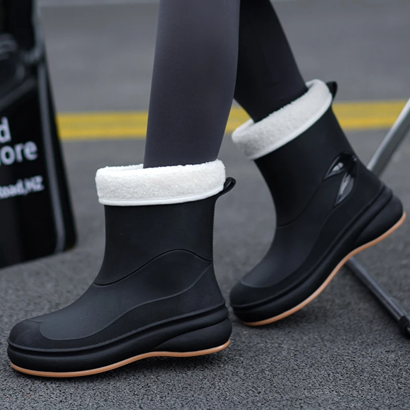 New Fashionable Women\'s Rain Boots Mid-calf Non-slip Water Boots Waterproof Rubber Shoes Outdoor Non-slip Car Wash Water Shoes