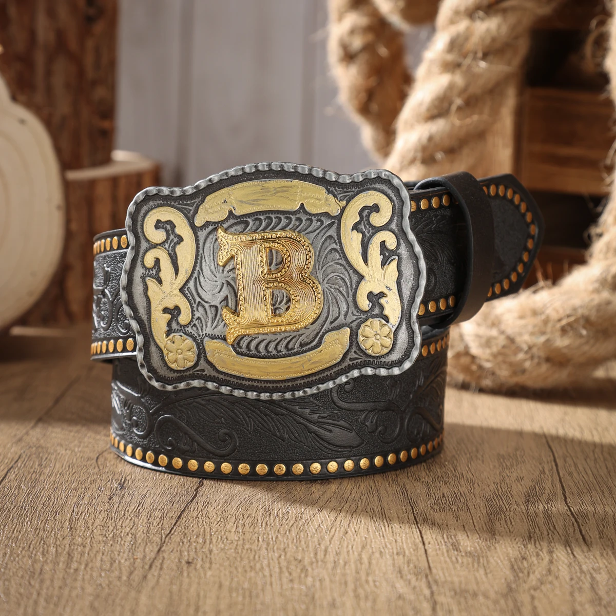 Ein PU-Gürtel für Damen und Herren, der den Stil von Western-Denim und Retro vereint, ist perfekt für alltägliche Freizeitausflüge. – Detail 5