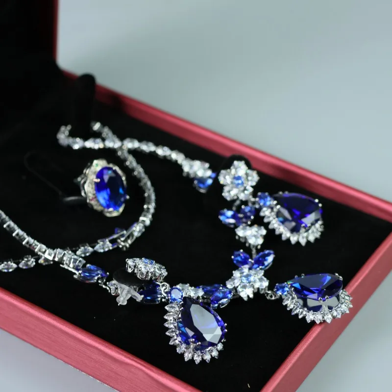 

New Natural High Ice Exquisite Elegant Temperament Set Jewelry